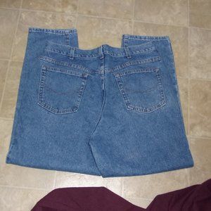 Relaxed fit jean size 20 fits like a 16/18